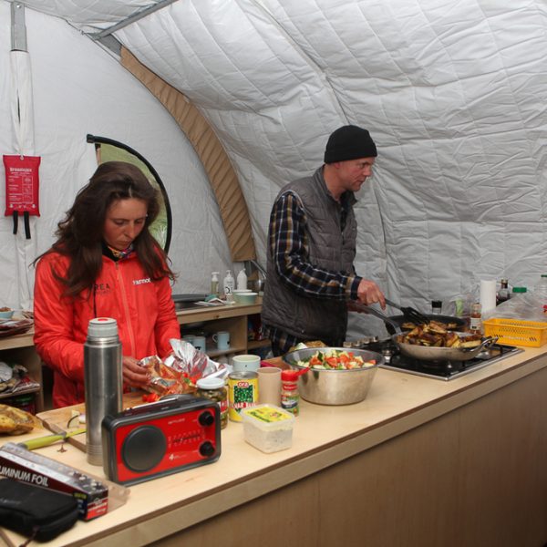 l_gallery5d65413eb0280